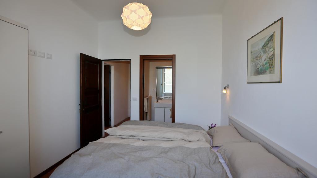 Casa Baroli B&B Cannobio Rum bild